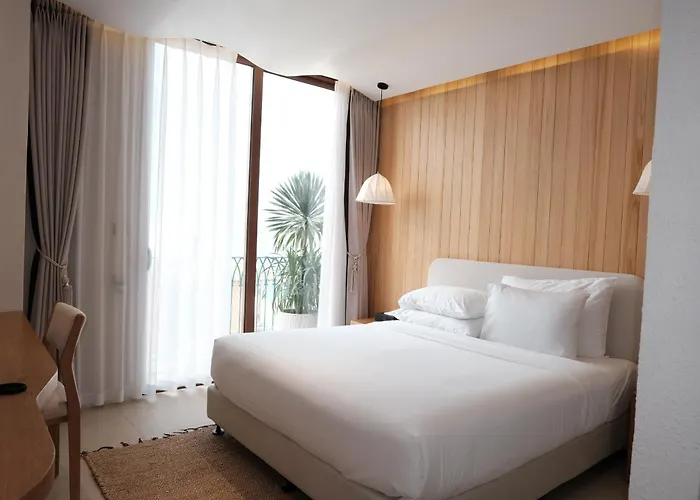 Apom Boutique Hotel - Free Cable Car & Sunworld Water Park